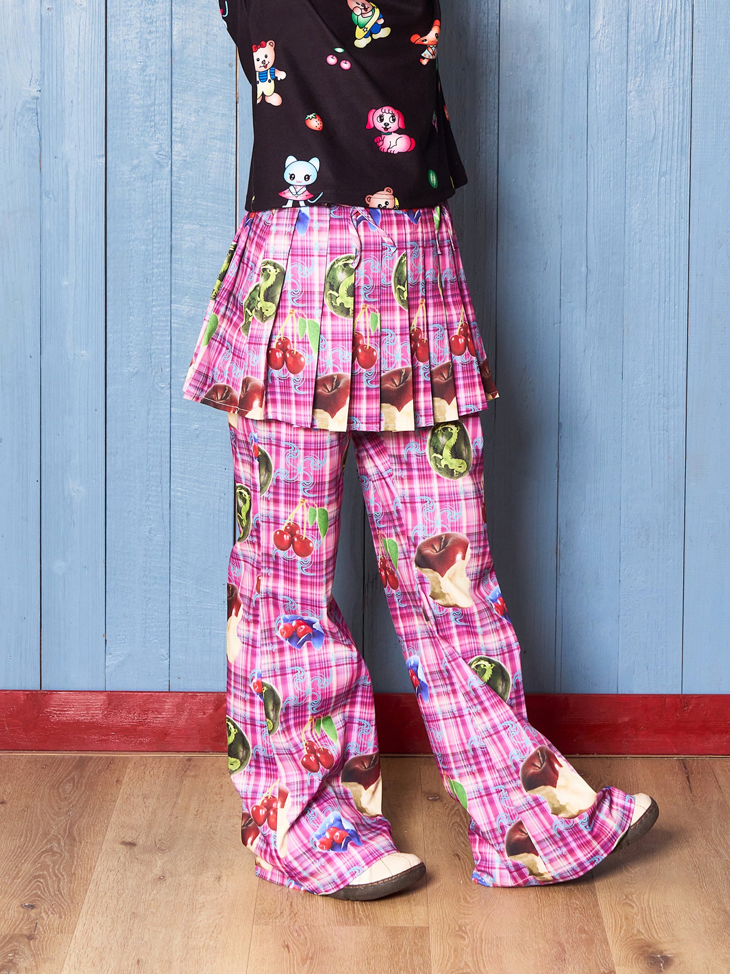 Fruits Plaid Pants with Pleated Mini Skirt