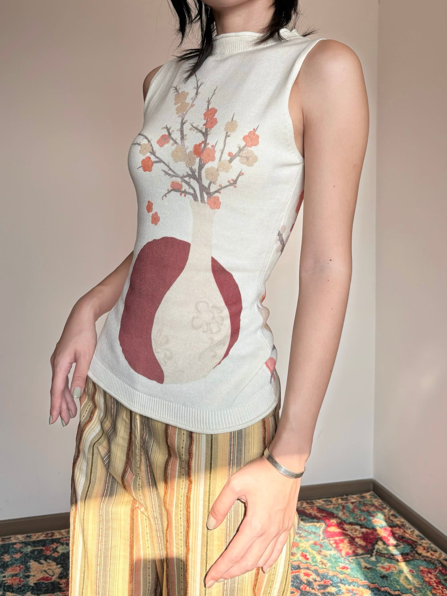 Red Moon Plum Blossom Knit Shirt