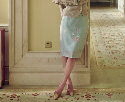 Icy Floral Embroidery Skirt