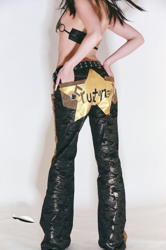 FRUITANARI Star Cutout Panel Jeans