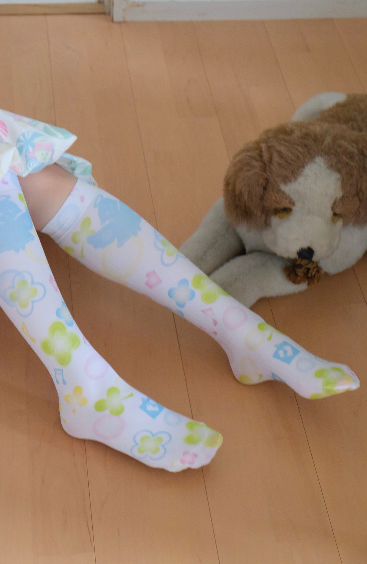 Angel Print White Shojo Long Socks