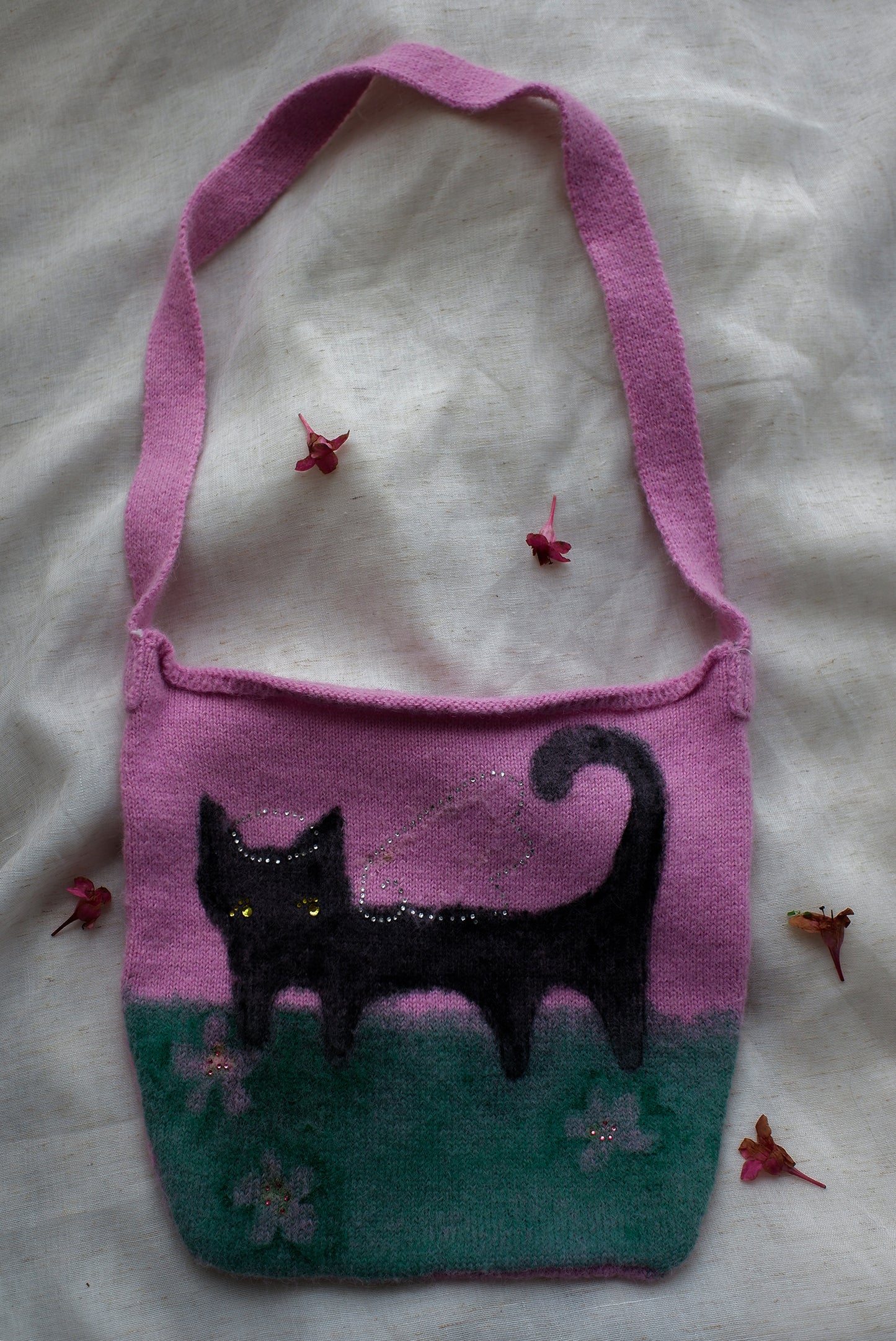 Fuzzy Black Angel Cat Knit Bag