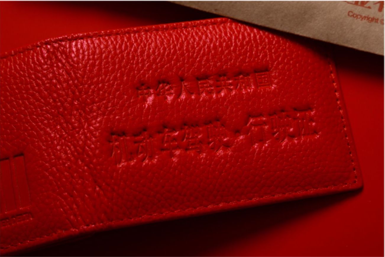 OSCill Red Drivers Licence and Card Leather Holder