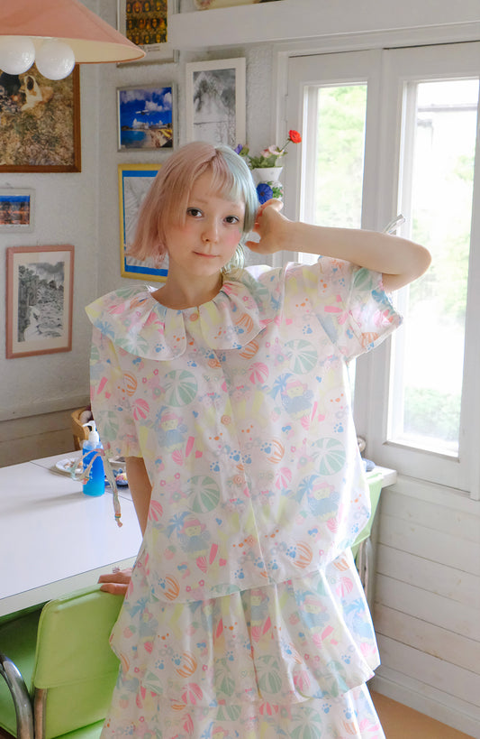 Candy Graphic Petal Collar Shirt