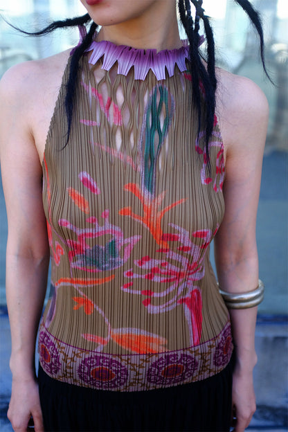 Floral Cutout Pleated Tank Top