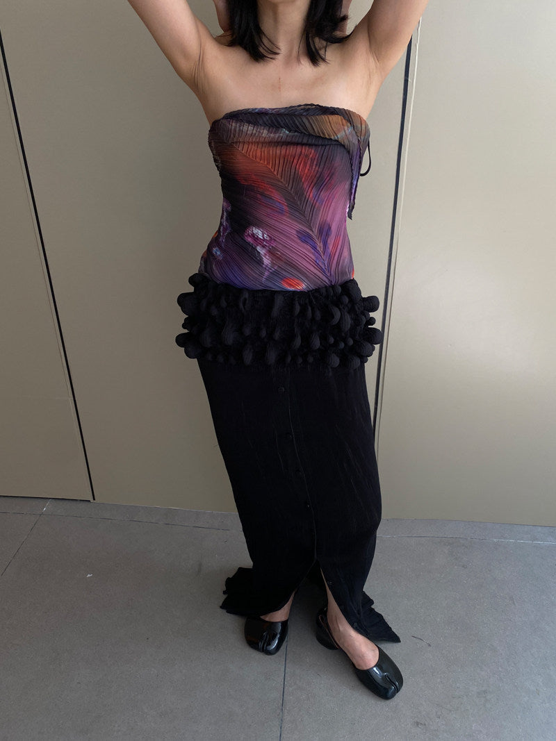 Sculpture Pleated Maxi Skirt