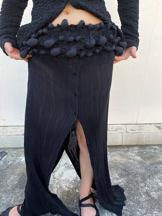 Sculpture Pleated Maxi Skirt